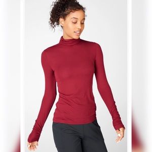 Ribbed turtleneck red size small